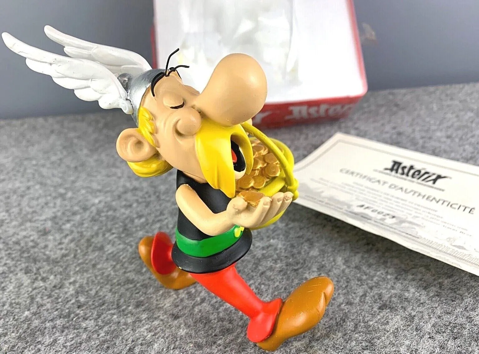 Hachette Ed. Rene Figurine #1 Asterix & Cauldron Ltd 12cm Grand Galerie Figure