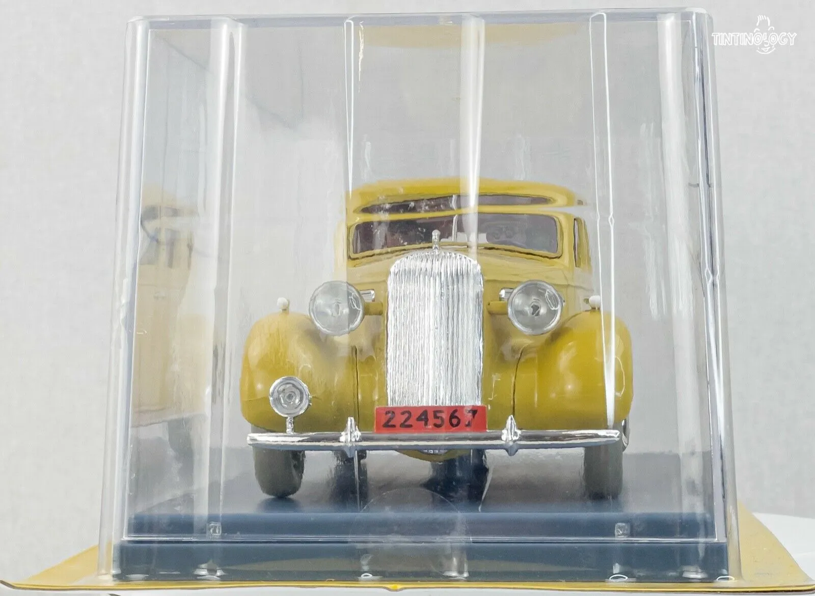 HACHETTE Tintin Car 1/24 #36 Beige Car: 7 Crystal Balls Rare Model Voiture