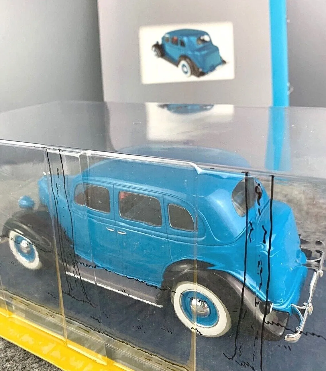 HACHETTE Tintin Car 1/24 #66 Alonso's Car - Broken Ear Rare Model Voiture Figure
