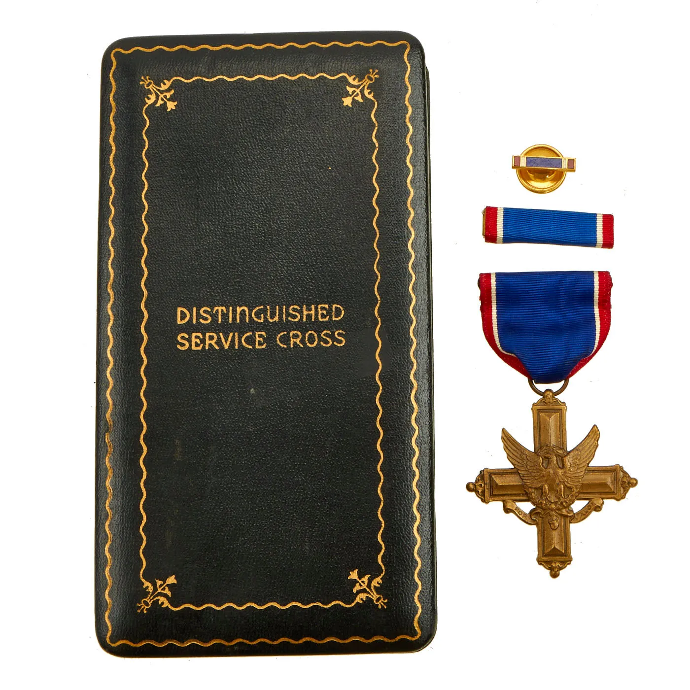 Original U.S. WWII Cased Distinguished Service Cross Set by Robbins Company