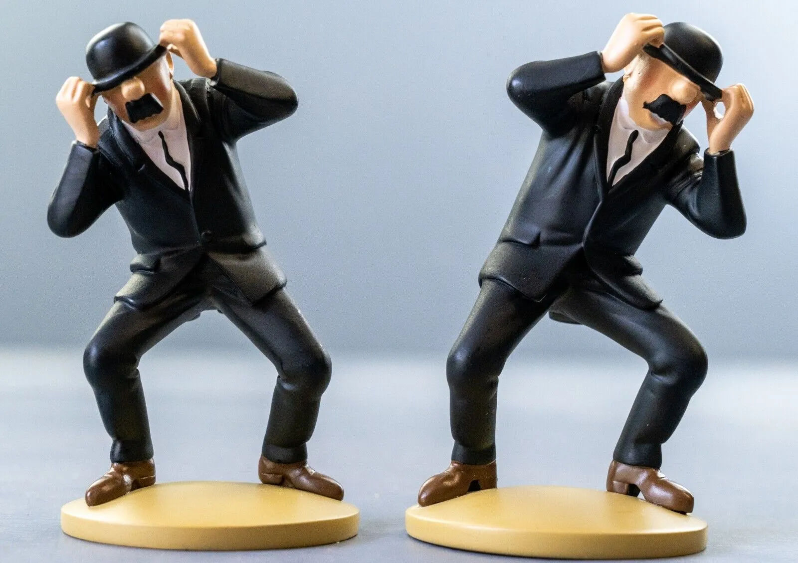 Thomson & Thompson Struggling Set of 2: Tintin Figurine Set Moulinsart 42230 & 42241